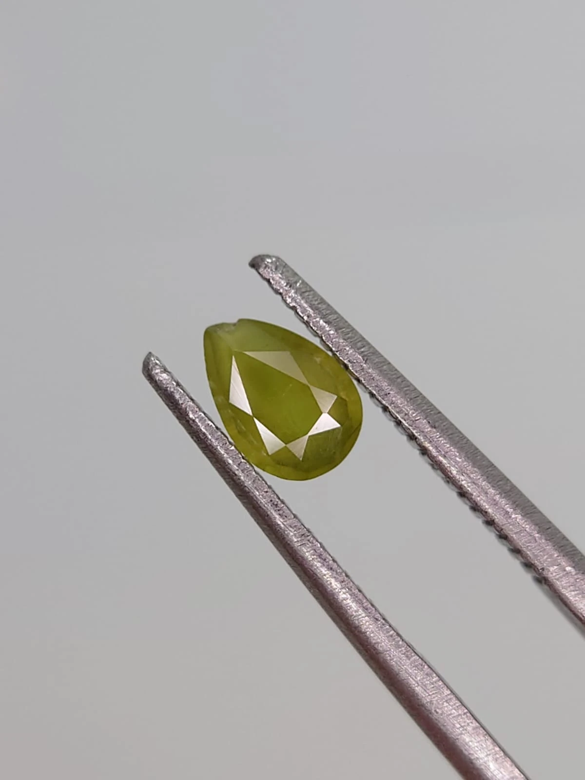 0.44ct Natural Demantoid garnet from Pakistan — view 3